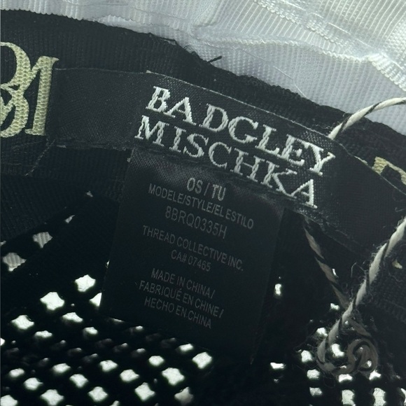 Badgley Mischa Women’s Crochet Crown Bucket Hat, white bow NEW - Picture 7 of 10